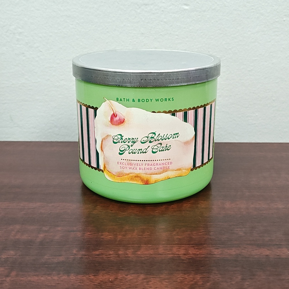Bath & Body Works CHERRY BLOSSOM POUND CAKE 3-Wick Candles **SEE NOTES - Picture 3 of 7